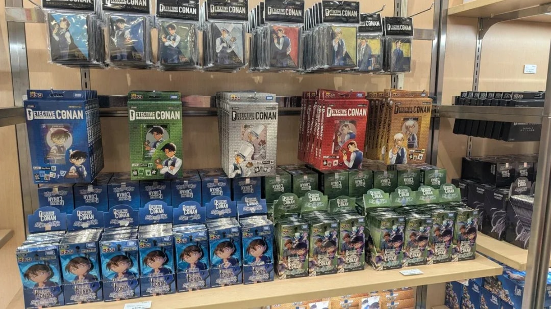 Explore the Exciting World of Detective Conan: Exclusive Cards Now Available!