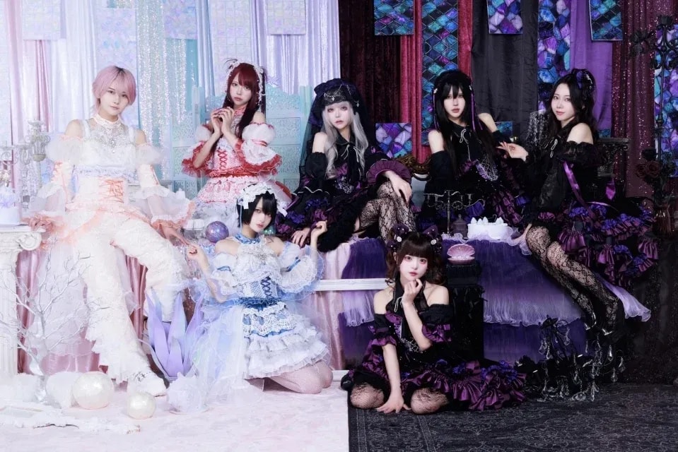 Idol Group AVAM Joins Cast of Crunchyroll's Rom-Com Fantasy Anime 'Pass the Monster Meat, Milady!'
