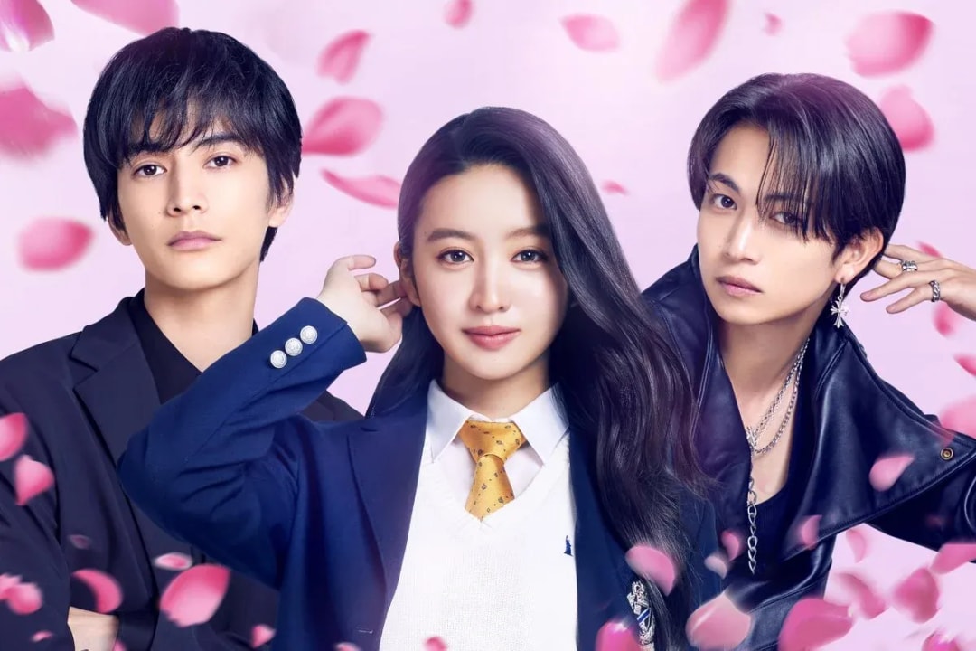 Watch 'Goddess Descends Before High School Debut Arc' Now on U-NEXT!