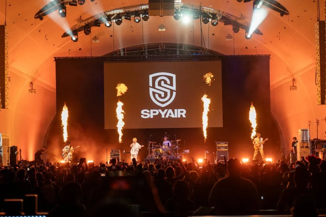 SPYAIR's Electrifying Performance at Crunchyroll Anime FanFest