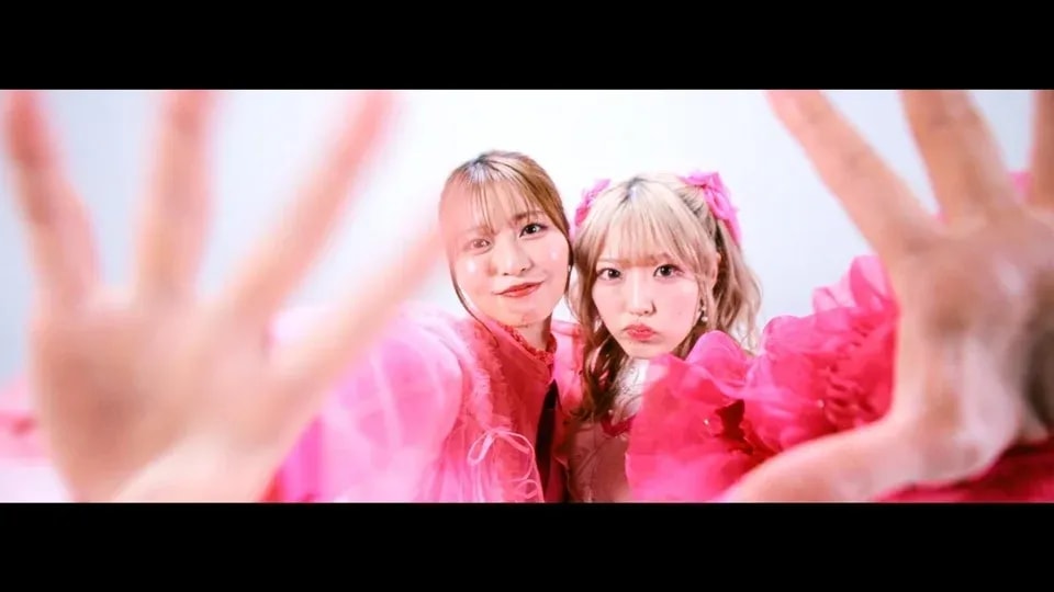 EverdreaM Drops Vibrant Music Video 'MOA FREN' Ahead of Album 'NO FRAME'